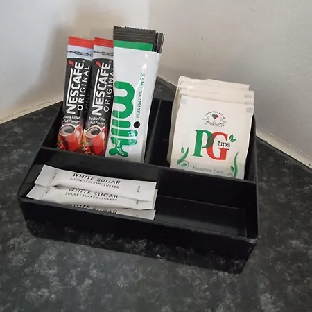 Centre 9 With Kitchenette, Free Wifi And Smart Tv With Netflix By Yoko Appartement